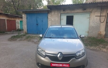 Renault Sandero II рестайлинг, 2014 год, 1 030 000 рублей, 1 фотография