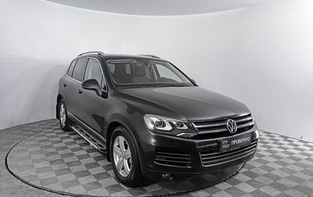 Volkswagen Touareg III, 2011 год, 2 217 000 рублей, 3 фотография