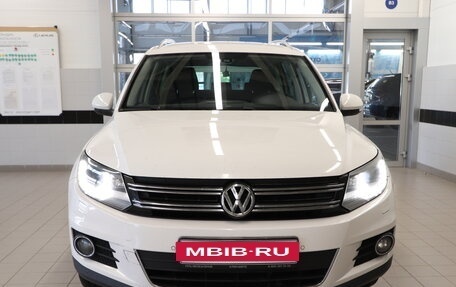 Volkswagen Tiguan I, 2012 год, 1 645 000 рублей, 2 фотография