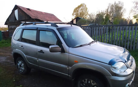 Chevrolet Niva I рестайлинг, 2009 год, 500 000 рублей, 1 фотография