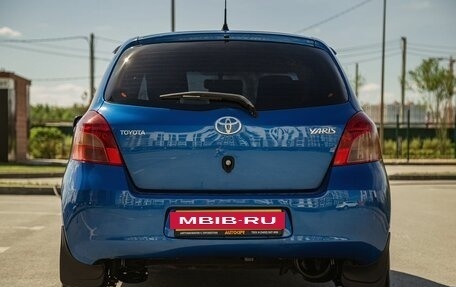 Toyota Yaris III рестайлинг, 2006 год, 718 300 рублей, 6 фотография