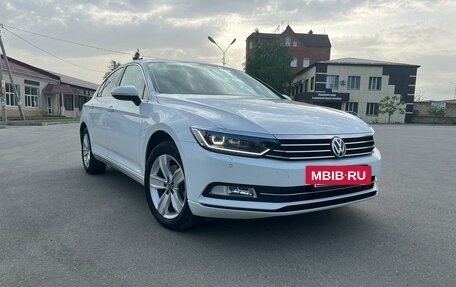 Volkswagen Passat B8 рестайлинг, 2019 год, 2 180 000 рублей, 2 фотография