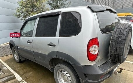 Chevrolet Niva I рестайлинг, 2011 год, 495 000 рублей, 5 фотография