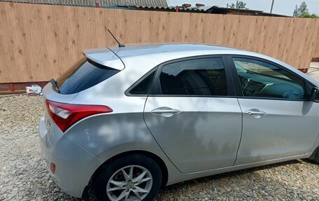 Hyundai i30 II рестайлинг, 2012 год, 1 100 000 рублей, 4 фотография