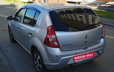 Renault Sandero I, 2014 год, 720 000 рублей, 4 фотография