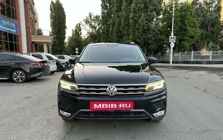 Volkswagen Tiguan II, 2017 год, 3 350 000 рублей, 2 фотография