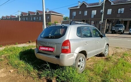 Hyundai Tucson III, 2006 год, 950 000 рублей, 3 фотография