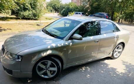 Audi A4, 2004 год, 560 000 рублей, 11 фотография