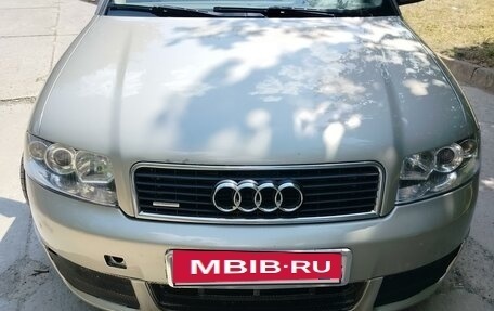 Audi A4, 2004 год, 560 000 рублей, 3 фотография