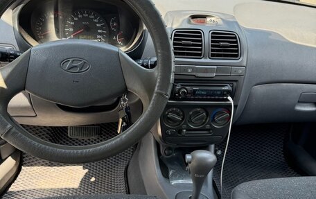 Hyundai Accent II, 2005 год, 550 000 рублей, 10 фотография