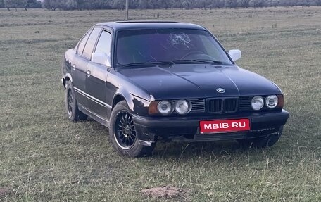 BMW 5 серия, 1988 год, 240 000 рублей, 1 фотография