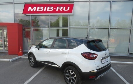 Renault Kaptur I рестайлинг, 2017 год, 1 440 000 рублей, 5 фотография