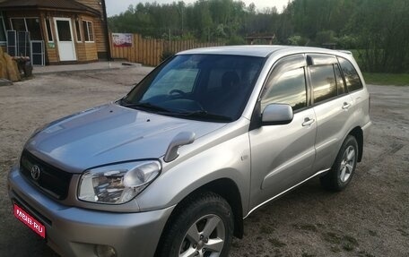 Toyota RAV4, 2005 год, 975 000 рублей, 1 фотография