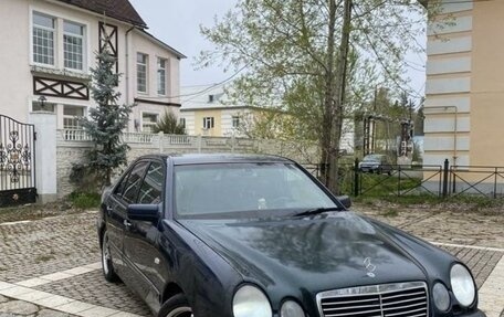 Mercedes-Benz E-Класс, 1997 год, 320 000 рублей, 2 фотография