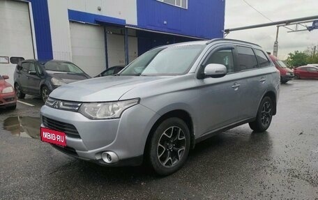 Mitsubishi Outlander III рестайлинг 3, 2012 год, 1 129 000 рублей, 1 фотография