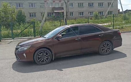 Toyota Camry, 2017 год, 2 600 000 рублей, 1 фотография