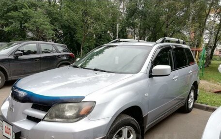 Mitsubishi Outlander III рестайлинг 3, 2003 год, 755 000 рублей, 3 фотография