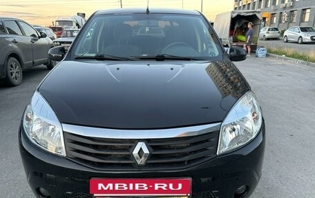 Renault Sandero I, 2012 год, 740 000 рублей, 3 фотография