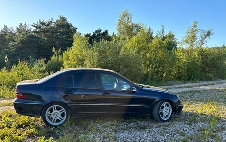 Mercedes-Benz C-Класс, 2003 год, 600 000 рублей, 4 фотография