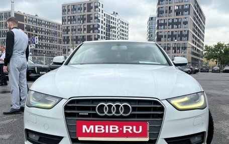 Audi A4, 2013 год, 1 585 000 рублей, 5 фотография