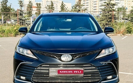 Toyota Camry, 2021 год, 3 603 000 рублей, 2 фотография