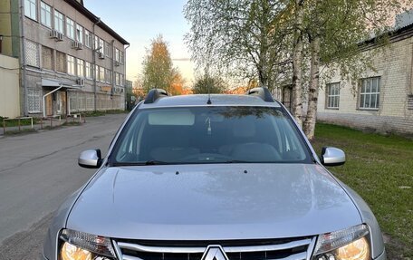 Renault Duster I рестайлинг, 2013 год, 940 000 рублей, 2 фотография