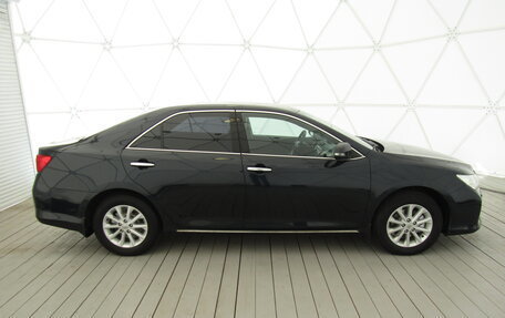 Toyota Camry, 2012 год, 1 650 000 рублей, 2 фотография