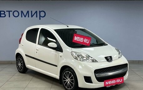 Peugeot 107 I рестайлинг, 2010 год, 599 000 рублей, 3 фотография