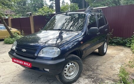 Chevrolet Niva I рестайлинг, 2004 год, 275 000 рублей, 2 фотография