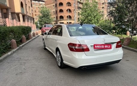 Mercedes-Benz E-Класс, 2010 год, 1 495 000 рублей, 2 фотография