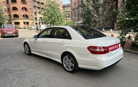 Mercedes-Benz E-Класс, 2010 год, 1 495 000 рублей, 7 фотография