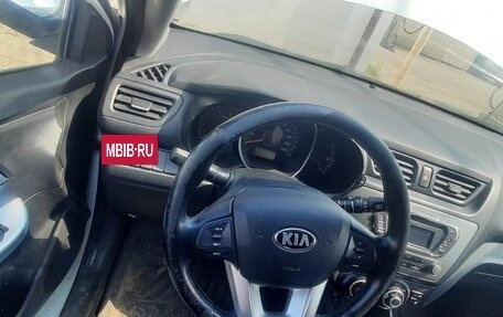 KIA Rio III рестайлинг, 2014 год, 420 000 рублей, 2 фотография