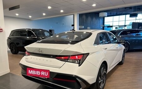 Hyundai Elantra, 2023 год, 2 550 000 рублей, 4 фотография