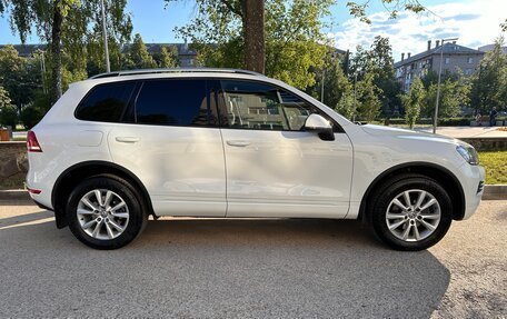 Volkswagen Touareg III, 2012 год, 2 153 000 рублей, 4 фотография