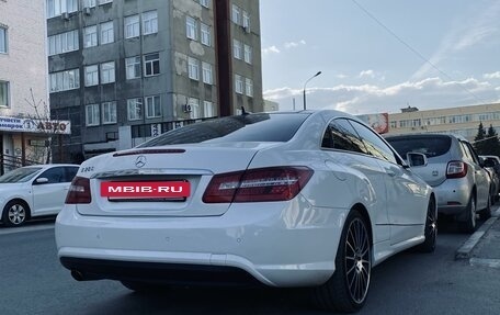 Mercedes-Benz E-Класс, 2012 год, 2 000 000 рублей, 3 фотография