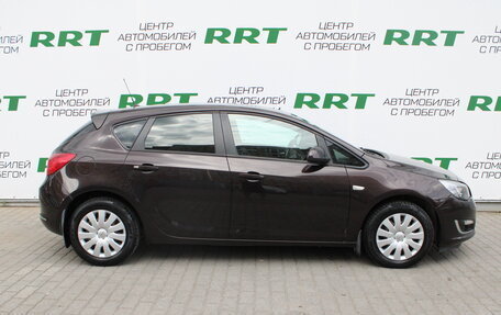 Opel Astra J, 2013 год, 869 000 рублей, 2 фотография