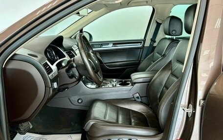 Volkswagen Touareg III, 2013 год, 2 625 000 рублей, 12 фотография