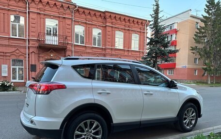 Toyota RAV4, 2018 год, 2 855 000 рублей, 6 фотография