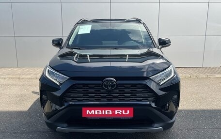 Toyota RAV4, 2020 год, 3 900 000 рублей, 2 фотография