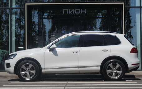 Volkswagen Touareg III, 2012 год, 2 445 000 рублей, 2 фотография