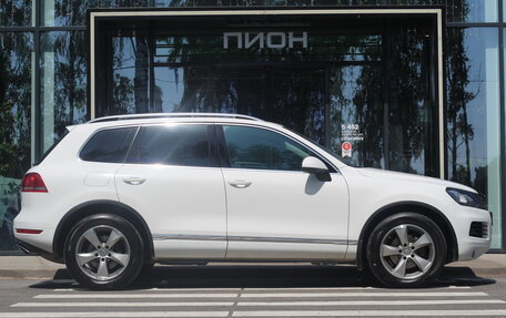 Volkswagen Touareg III, 2012 год, 2 445 000 рублей, 3 фотография