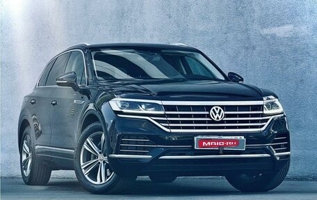 Volkswagen Touareg III, 2018 год, 4 755 000 рублей, 1 фотография