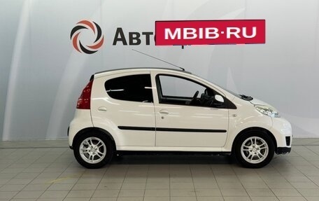 Peugeot 107 I рестайлинг, 2011 год, 545 000 рублей, 4 фотография