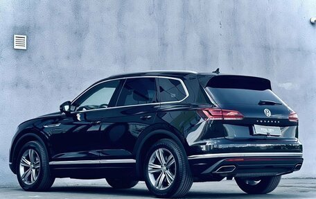 Volkswagen Touareg III, 2018 год, 4 755 000 рублей, 11 фотография