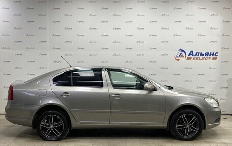 Skoda Octavia, 2010 год, 800 000 рублей, 2 фотография