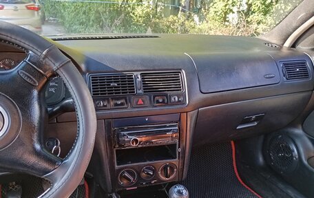 Volkswagen Golf IV, 1998 год, 275 000 рублей, 14 фотография