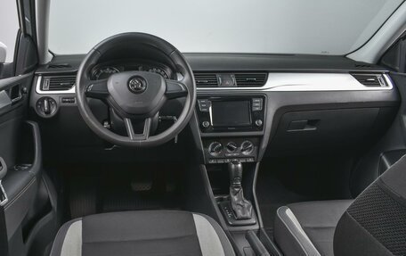 Skoda Rapid I, 2019 год, 1 575 000 рублей, 6 фотография