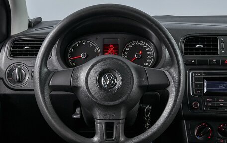 Volkswagen Polo VI (EU Market), 2013 год, 849 000 рублей, 13 фотография