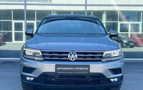 Volkswagen Tiguan II, 2019 год, 3 300 000 рублей, 2 фотография