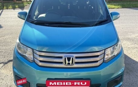 Honda Freed I, 2012 год, 1 190 000 рублей, 2 фотография